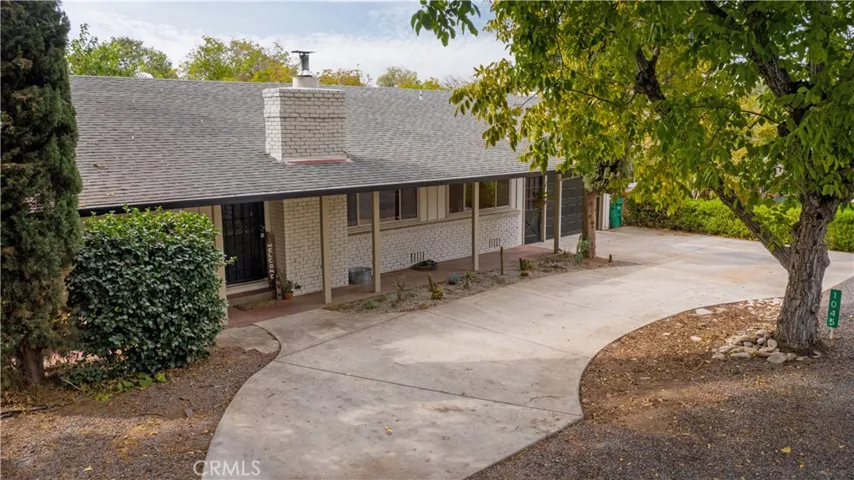 1045 Glenwood Avenue, Chico, California 95926