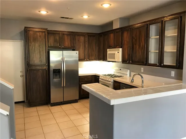 3335 E Chiddingstone Lane B, Orange, California 92869