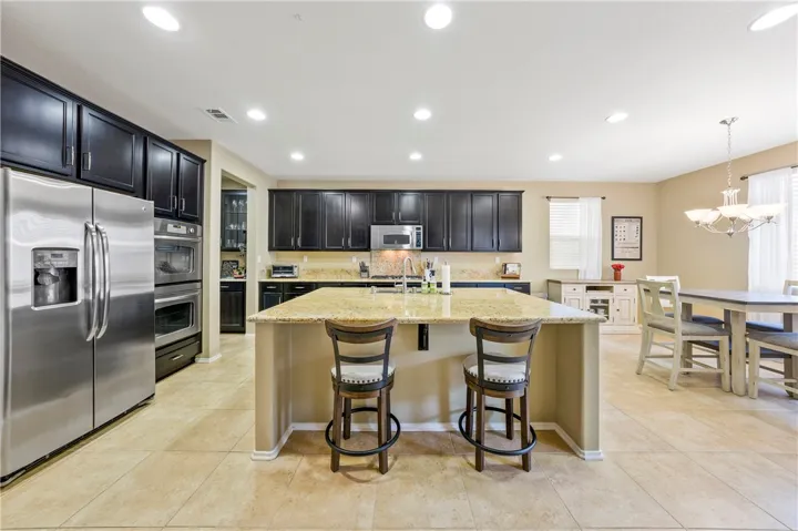 34174 San Simeon Street, Temecula, California 92592