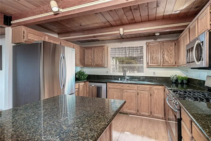31389 Firwood Drive, Running Springs, California 92382