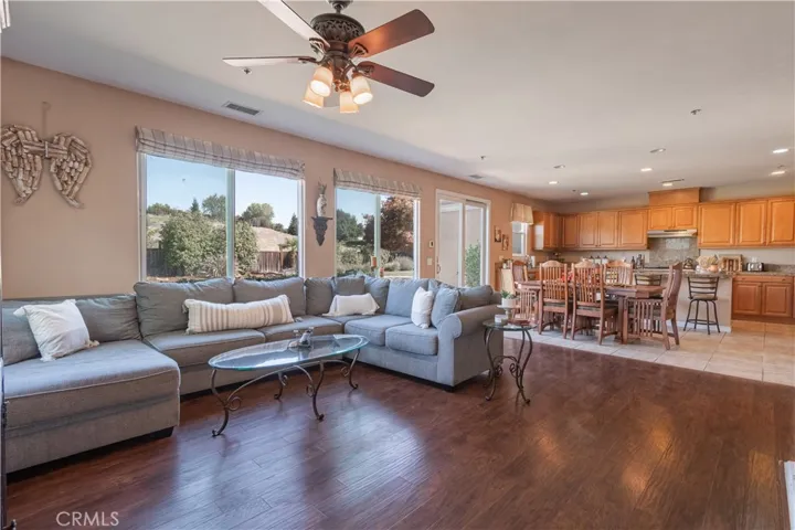 1530 Granache Way, Templeton, California 93465