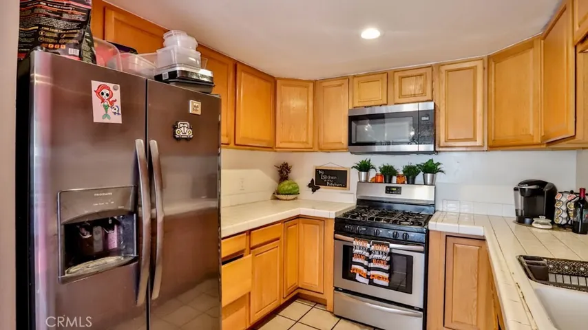 10058 Aspen Circle, Santa Fe Springs, California 90670