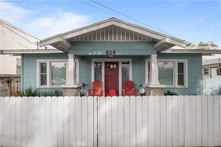 809 W Myrtle Street, Santa Ana, California 92701