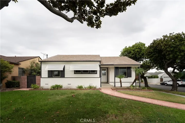 2953 Del Amo Boulevard, Lakewood, California 90712