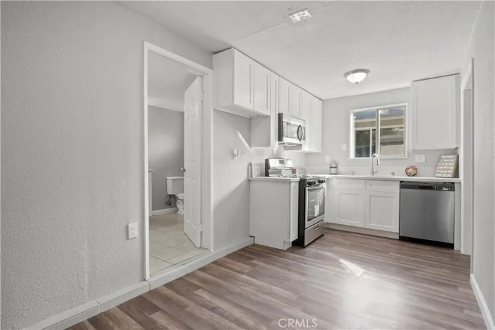 45437 Fig Avenue, Lancaster, California 93534