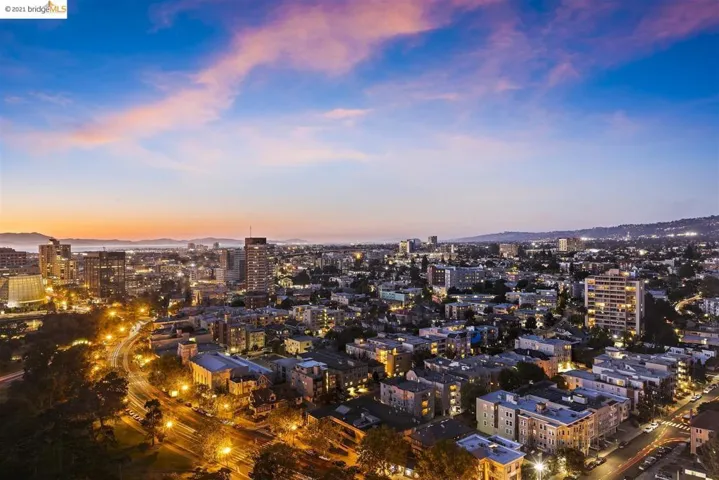 565 Bellevue Ave. 2405, Oakland, California 94610