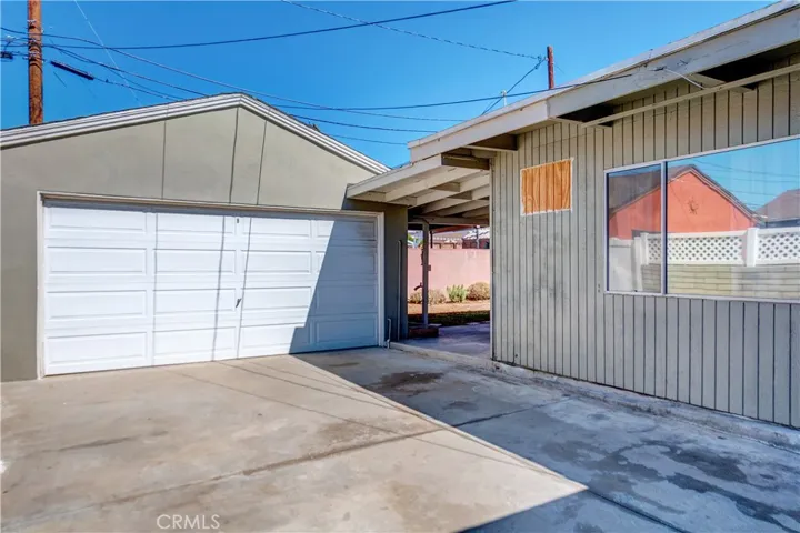 11121 Loch Avon Drive, Whittier, California 90606