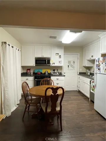 455 S 14th Street, Chowchilla, California 93610
