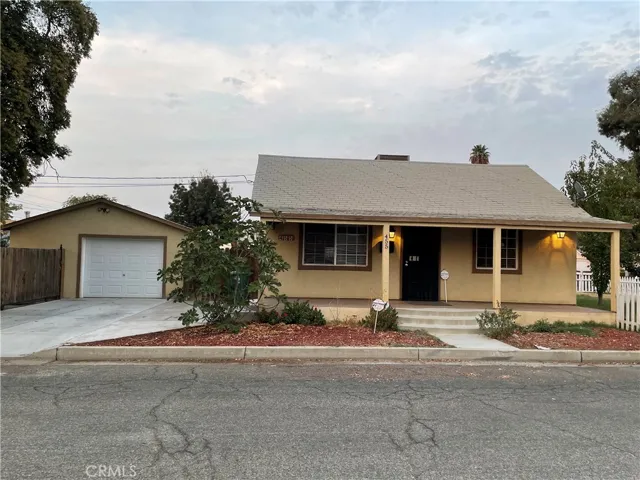455 S 14th Street, Chowchilla, California 93610