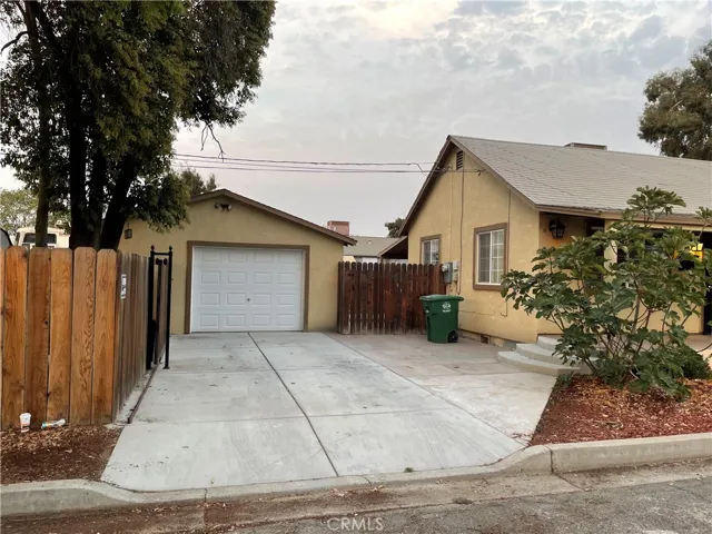 455 S 14th Street, Chowchilla, California 93610