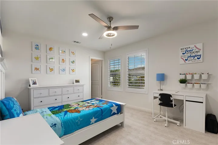 31227 Whistling Acres Drive, Temecula, California 92591