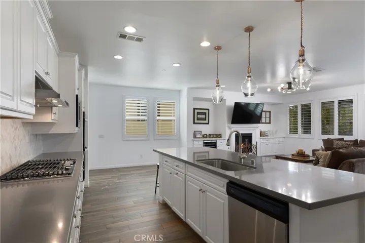 31227 Whistling Acres Drive, Temecula, California 92591