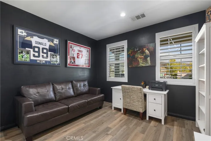 31227 Whistling Acres Drive, Temecula, California 92591