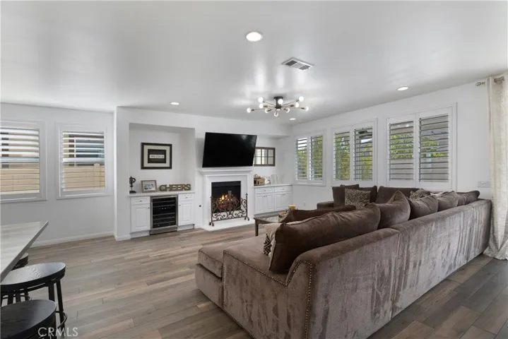 31227 Whistling Acres Drive, Temecula, California 92591