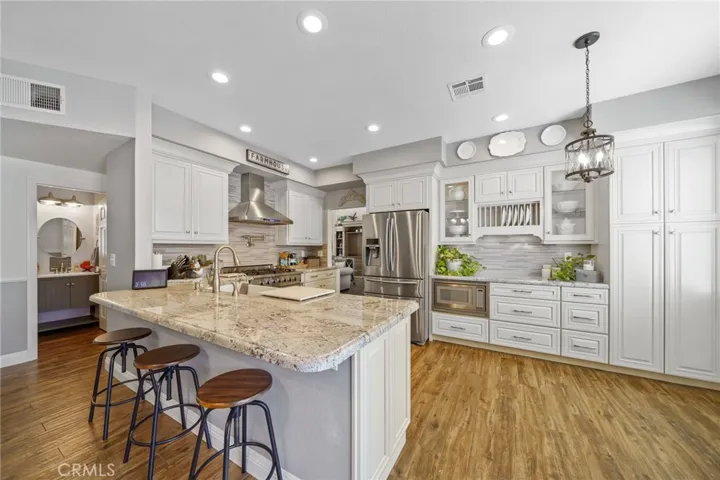 38829 Barrington Street, Palmdale, California 93551