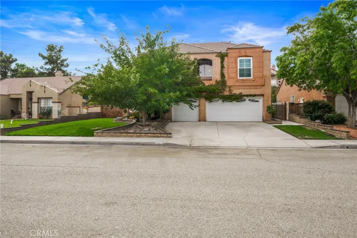 38829 Barrington Street, Palmdale, California 93551