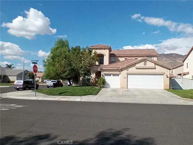 271 Bahama Court, San Jacinto, California 92583