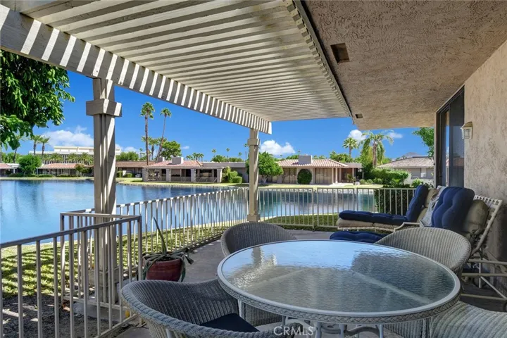 Side patio