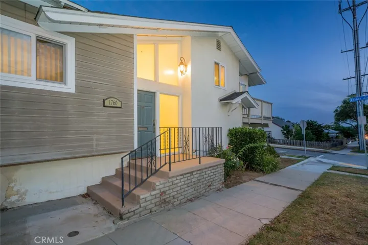 1760 Loma Avenue, Long Beach, California 90804