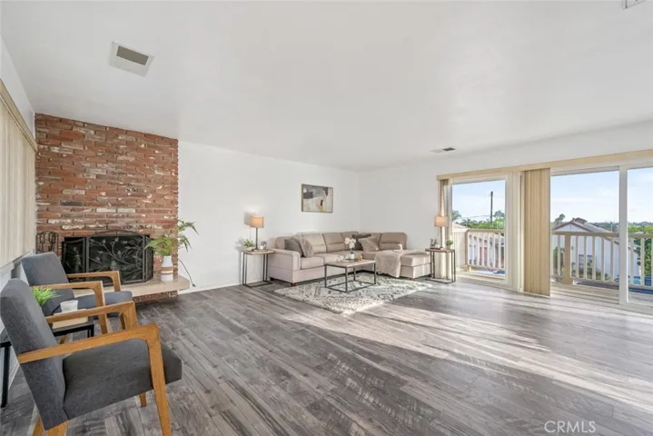 1760 Loma Avenue, Long Beach, California 90804