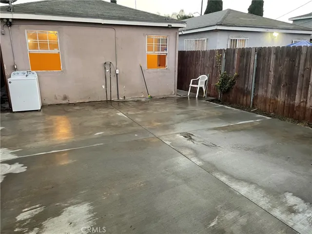 2063 E Knopf Street, Compton, California 90222