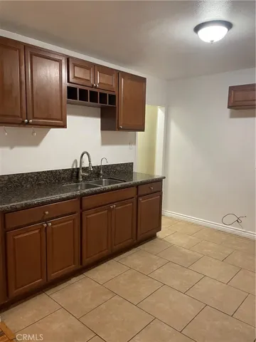 2063 E Knopf Street, Compton, California 90222