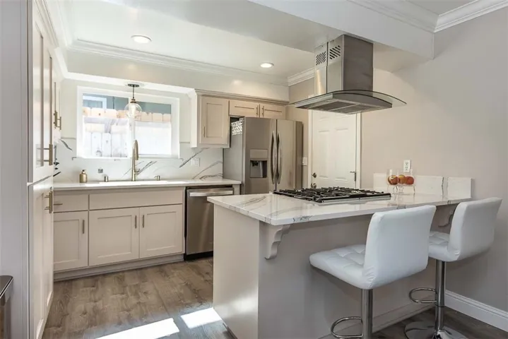 1249 Oceanaire Drive, San Luis Obispo, California 93405