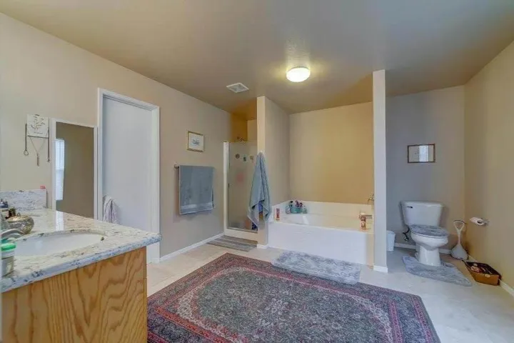 3046 Saddleback Court, Merced, California 95341