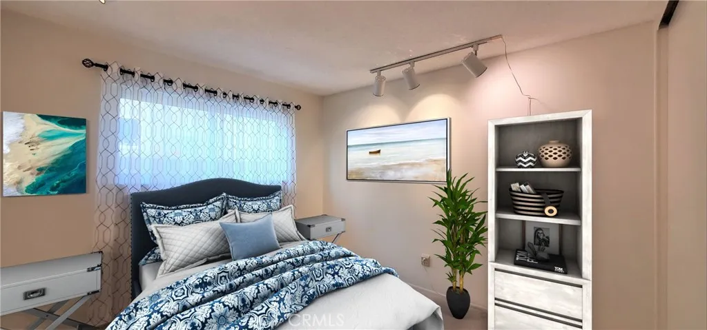 West facing bedroom
