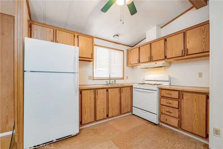 4801 Us Hwy 138, Phelan, California 92371