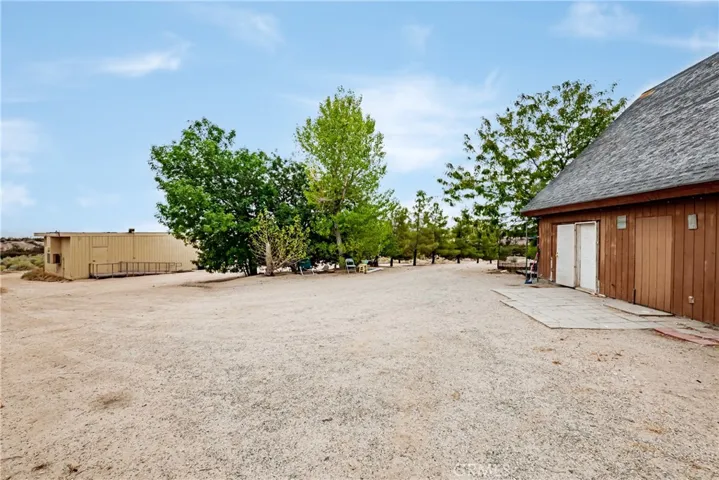 4801 Us Hwy 138, Phelan, California 92371