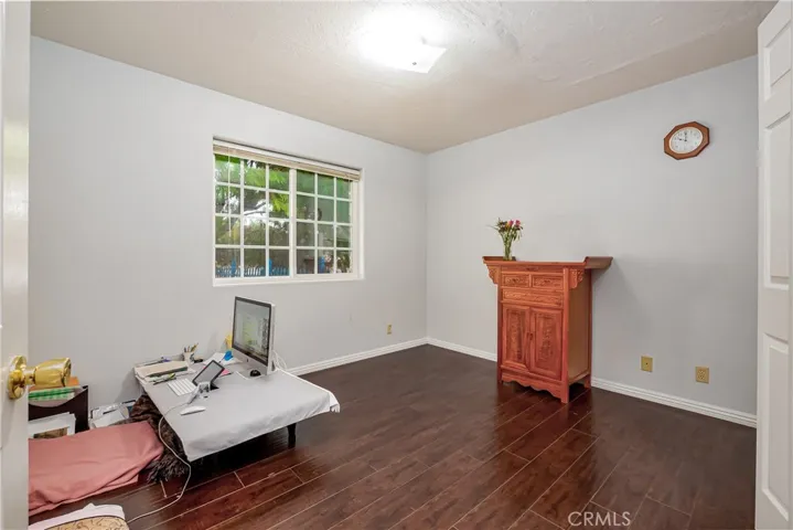 4801 Us Hwy 138, Phelan, California 92371