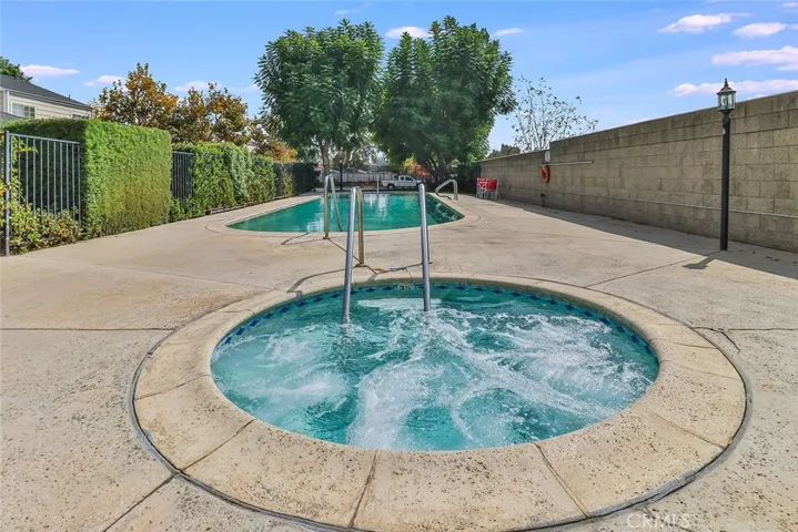 14152 Foothill Boulevard 41, Sylmar, California 91342