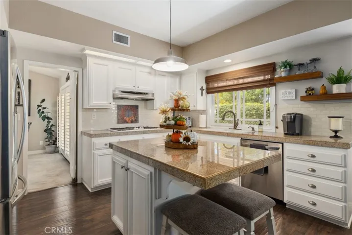 39823 Willowbend Drive, Murrieta, California 92563