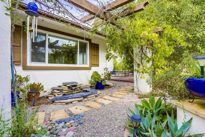 3302 Gopher Canyon Road, Vista, California 92084