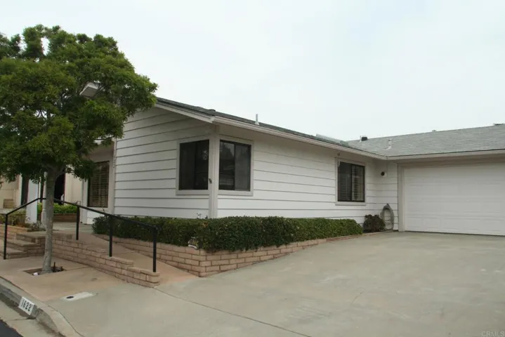 1622 Lotus Gln, Escondido, California 92026
