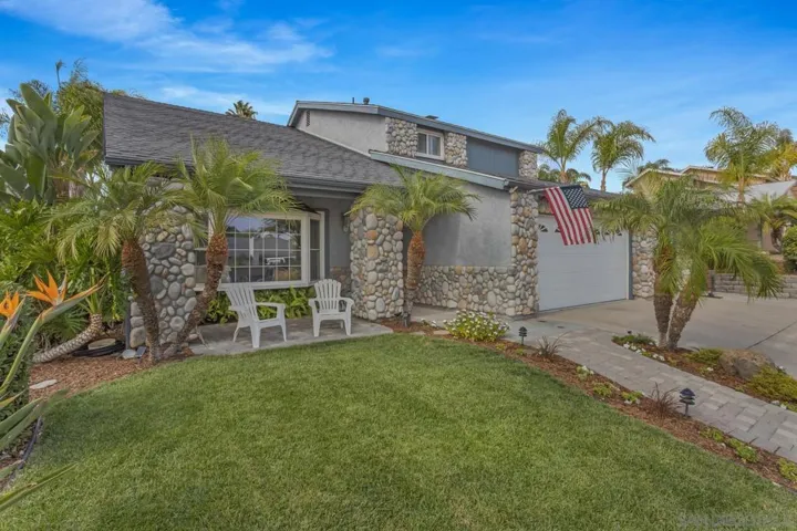 9304 Pennywood Rd, Santee, California 92071