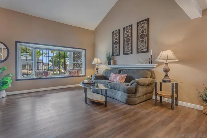 9304 Pennywood Rd, Santee, California 92071