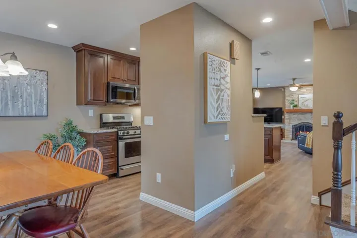 9304 Pennywood Rd, Santee, California 92071