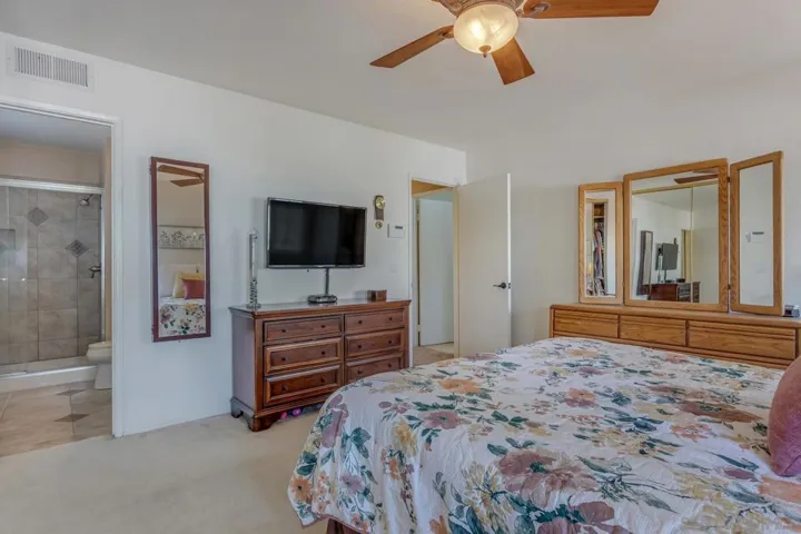 9304 Pennywood Rd, Santee, California 92071