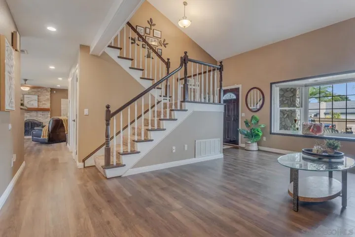 9304 Pennywood Rd, Santee, California 92071