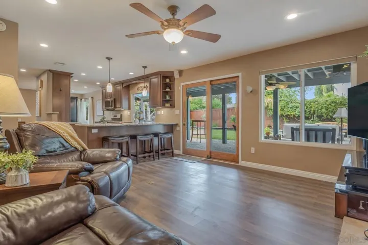 9304 Pennywood Rd, Santee, California 92071