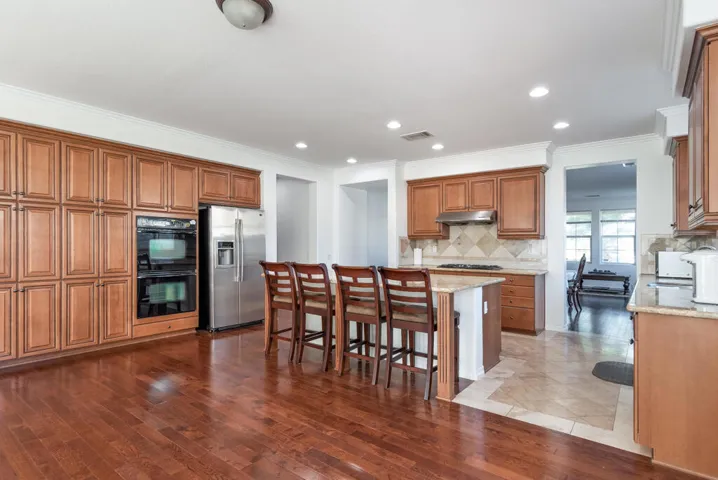37182BosleyStreet-lr-8