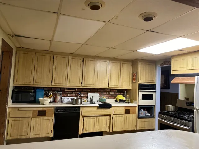 19027 Felbridge Street, Canyon Country, California 91351