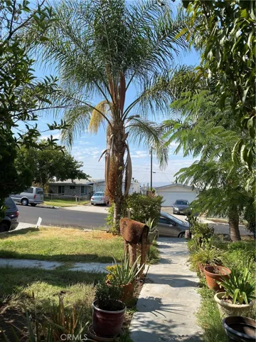 19027 Felbridge Street, Canyon Country, California 91351