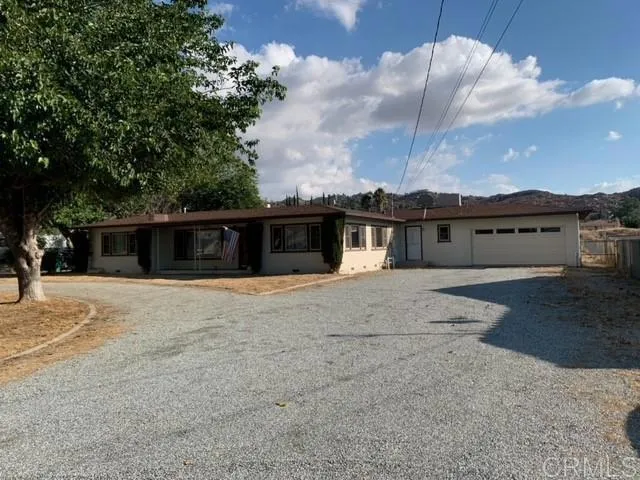 40041 Stetson Avenue, Hemet, California 92543