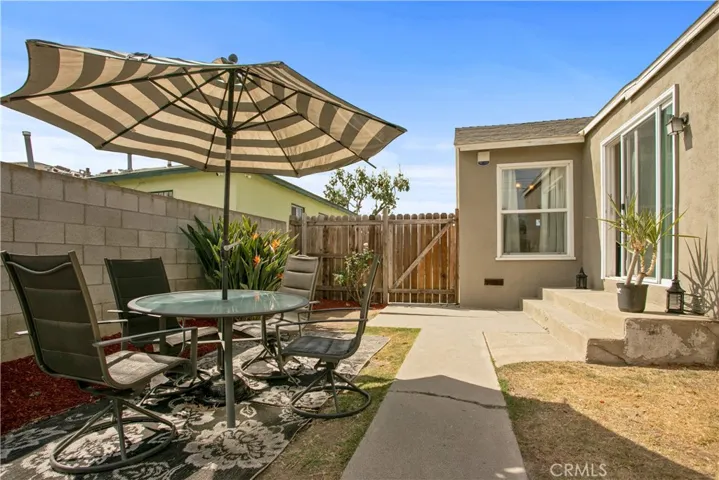 13238 Mettler Ave., Los Angeles, California 90061