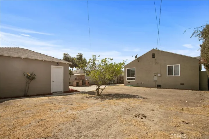 13238 Mettler Ave., Los Angeles, California 90061