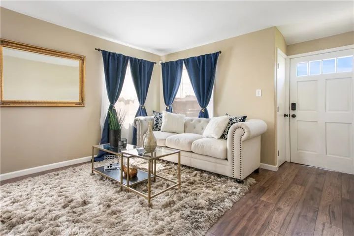 13238 Mettler Ave., Los Angeles, California 90061