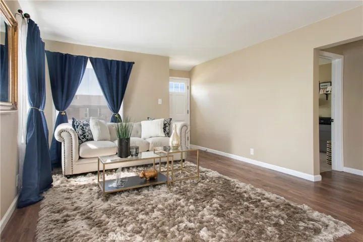 13238 Mettler Ave., Los Angeles, California 90061